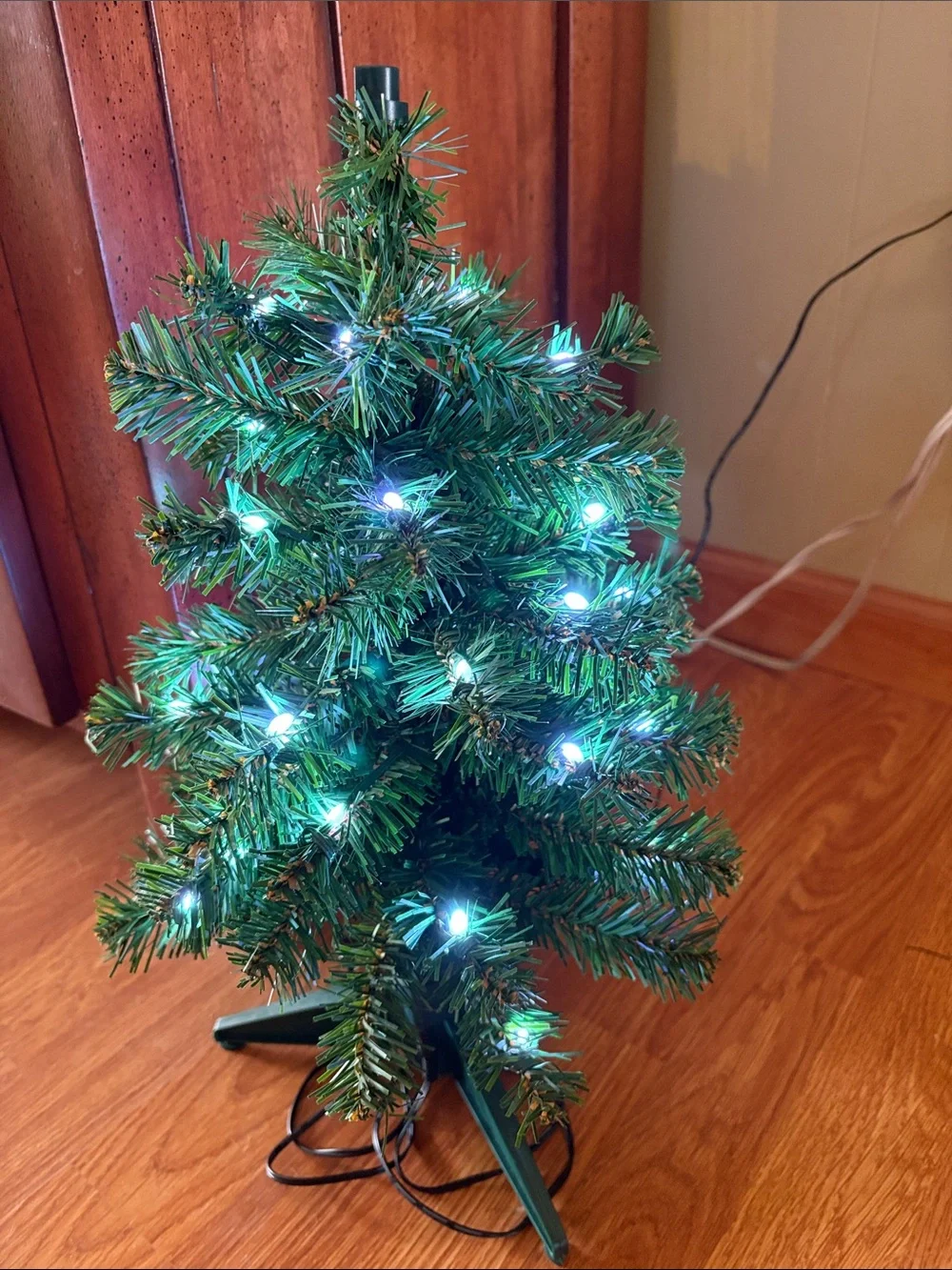 Hallmark Showtopper Mini Christmas Tree